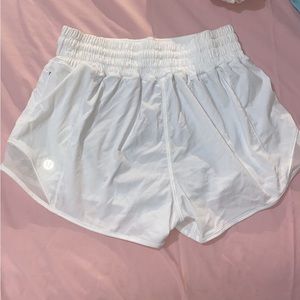 lulu lemon hotty hot shorts. white
